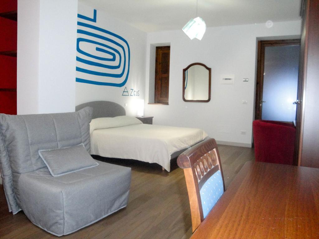 Отель Agriturismo Le Valli Acuto Экстерьер фото